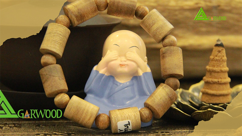 Vòng tay trầm hương 108 hạt