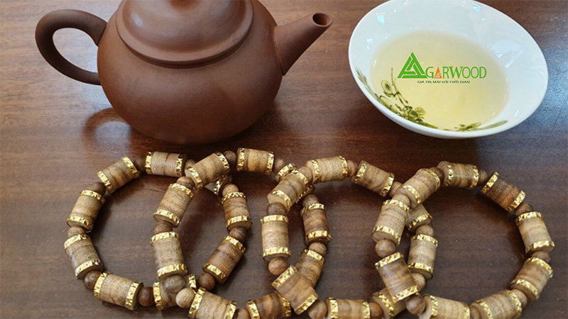 Vòng tay trầm hương