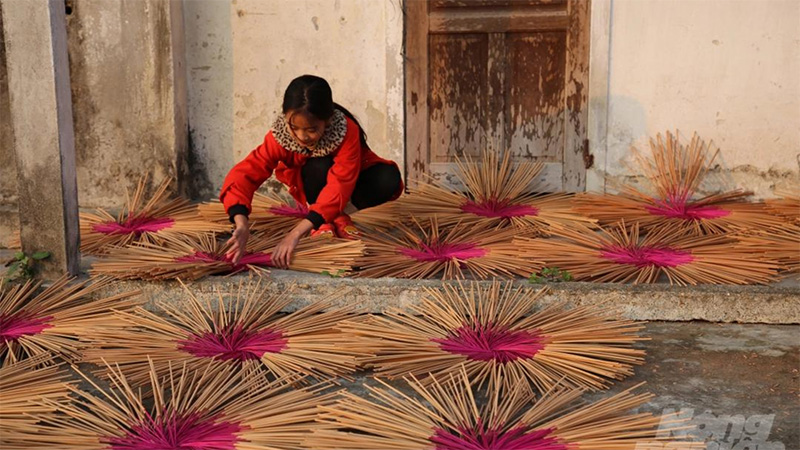 Làng nghề trầm hương Báo Ân