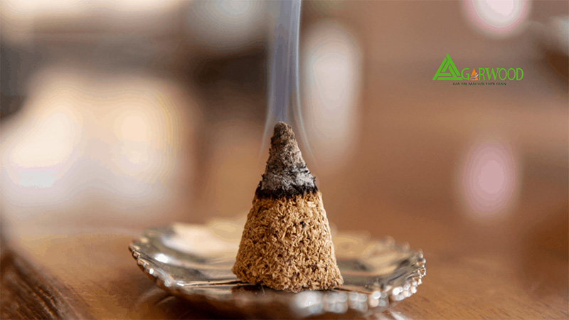 Đun nước sôi và mở vòi nước chảy sau khi vào nhà mới