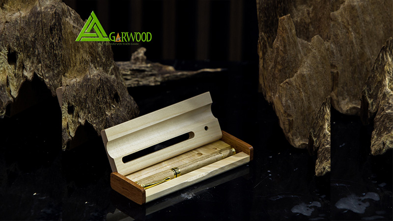 Bút trầm hương mang đến may mắn cho người sử dụng