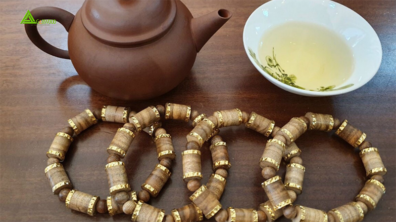Vòng tay trầm hương cho bé