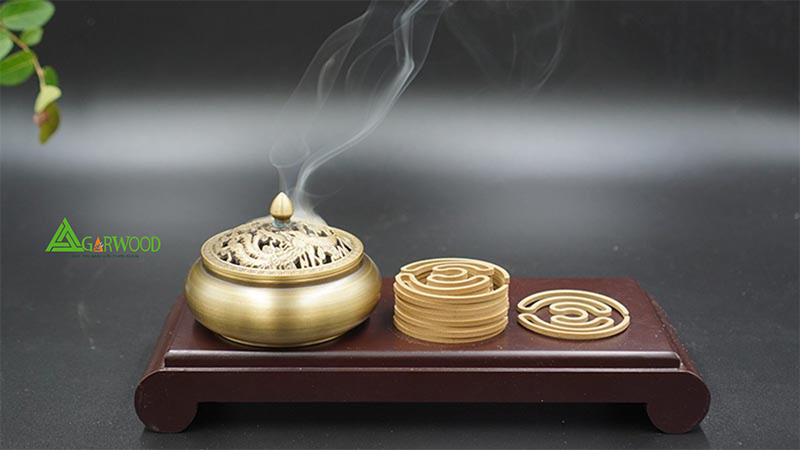 Xông trầm hương