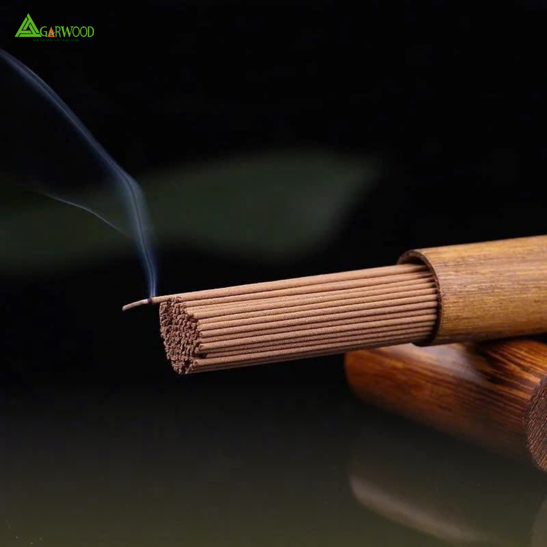 Nhang Không Tăm Trầm Hương TTT mùi thơm nhẹ dễ chịu, ít khói không cay mắt, dùng thư giãn, khử mùi hàng ngày