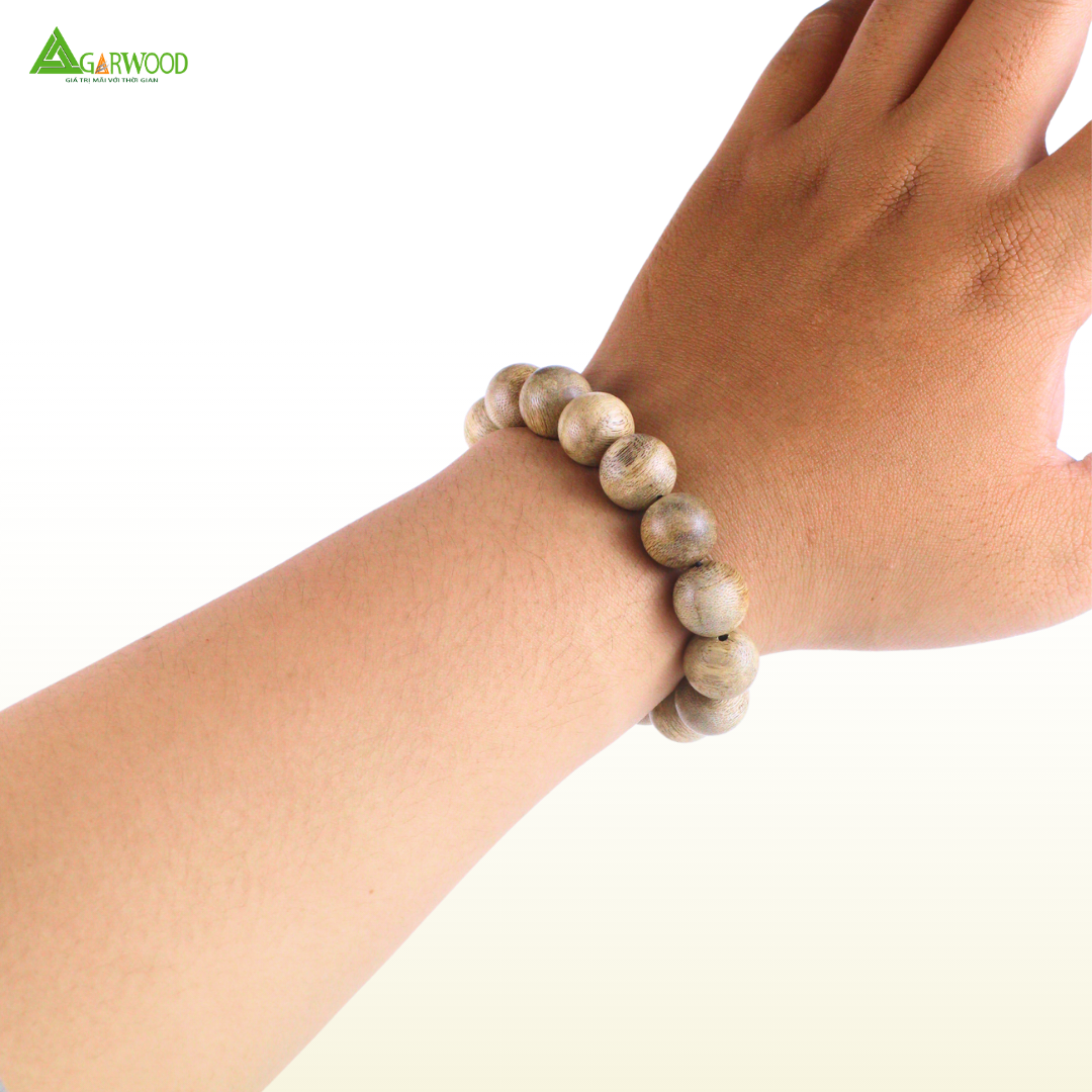 Vòng Tay Trầm Hạt Tròn 14mm Trầm Hương TTT Vân Đẹp Hỗ Trợ Xua Đuổi Tà Khí, Phong Thủy, Bình An, May Mắn